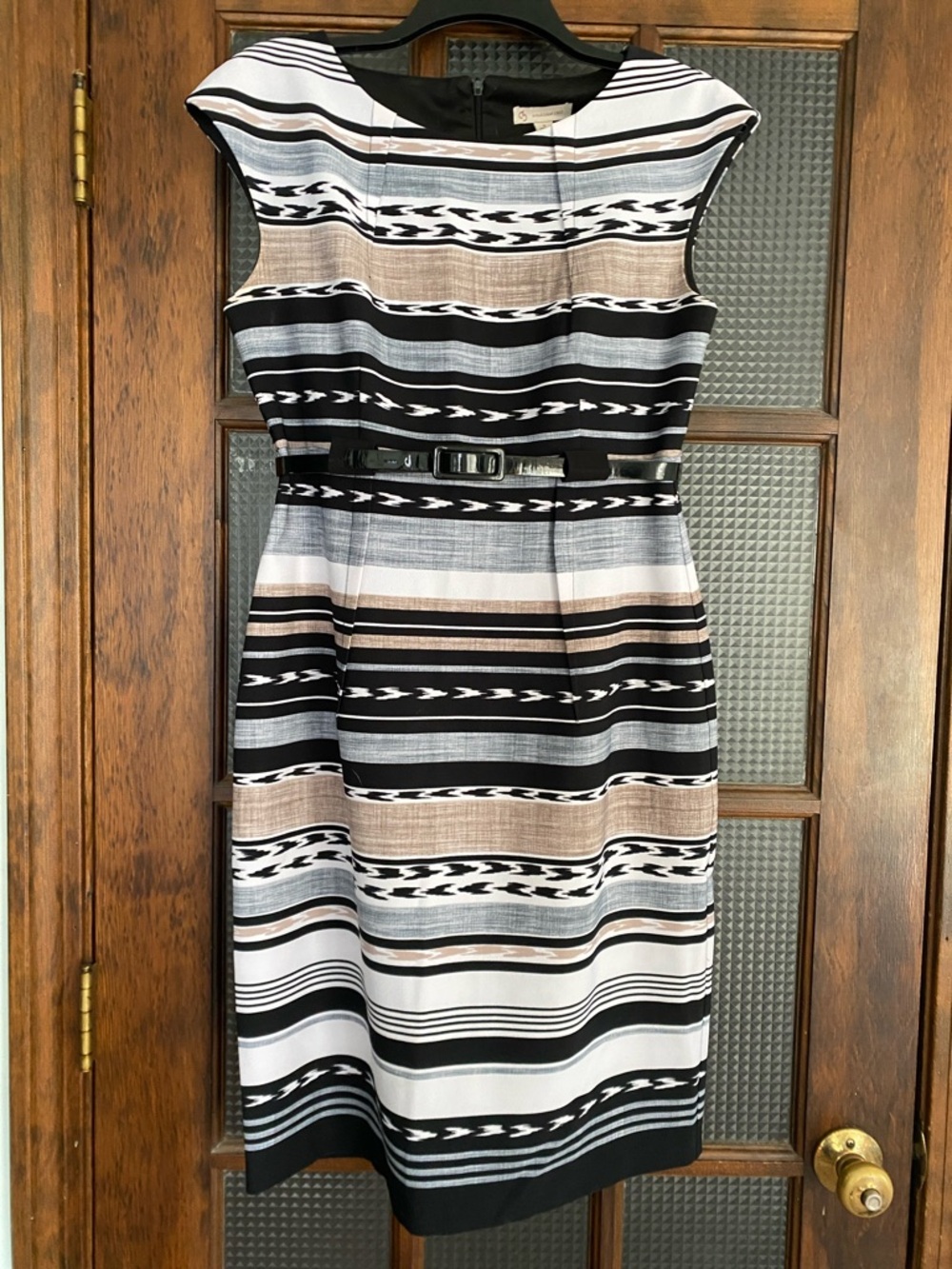 dressbarn striped knee-length sheath dress in black, white, & tan